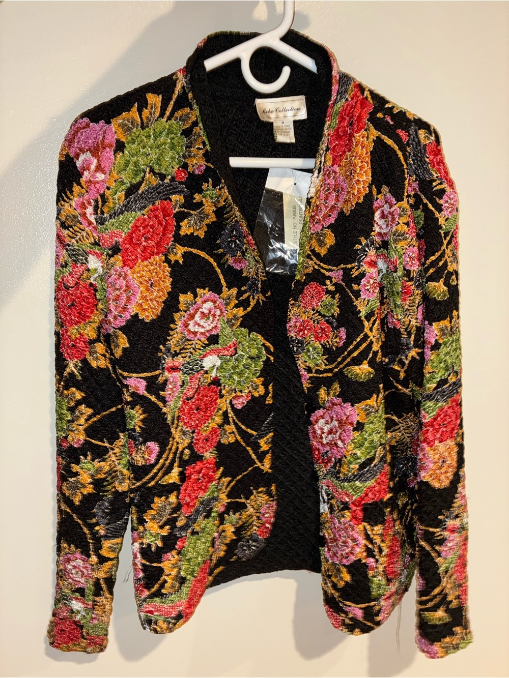 Vintage-Inspired Floral Velvet Blazer - Black Multi